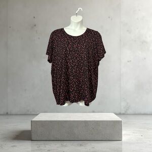 Penningtons, Boyfriend Fit Red Print T-Shirt, Plus Size 2X, Black, Red